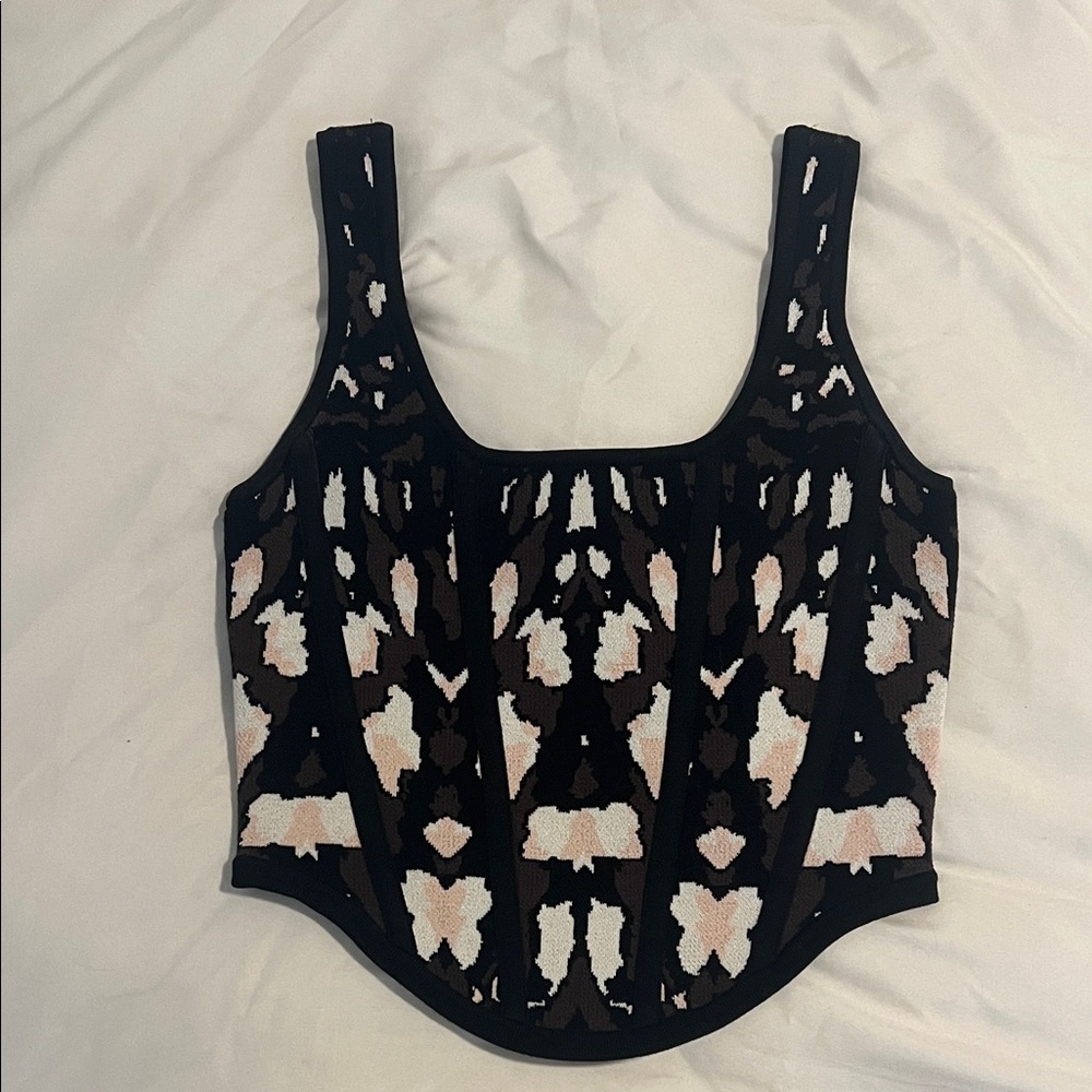 Express Black and Cream Patterned Crop Top